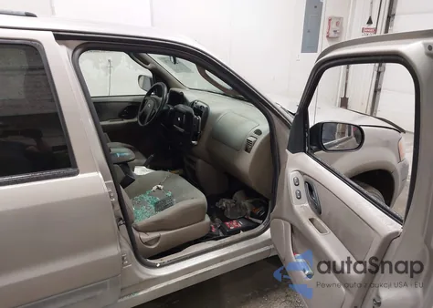 2001 Ford Escape Xlt from USA, damaged, VIN 1FMYU03151KB27145